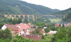 Železniční viadukty u Dolních Louček