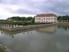 Zámek Kratochvíle - vila na ostrůvku při pohledu od severu