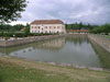 Zámek Kratochvíle - vila na ostrůvku při pohledu od severu