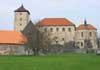 Hrad Švihov - celkový pohled na jádro hradu od jihu