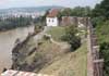 Pevnost Vyšehrad - vyšehradská skála s tzv. Libušinou lázní a Galerií Vyšehrad
