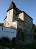 Hrad Vildštejn - vstupní průčelí hradu s hranolovou věží