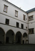 Zámek Pardubice - pohled do jižního koutu nádvoří Zámek Pardubice - pohled do jižního koutu nádvoří